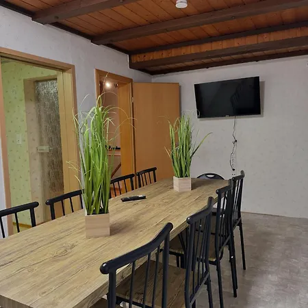 بيت للعطل M B Homes Reutlingen2 Worker House بفولينغن